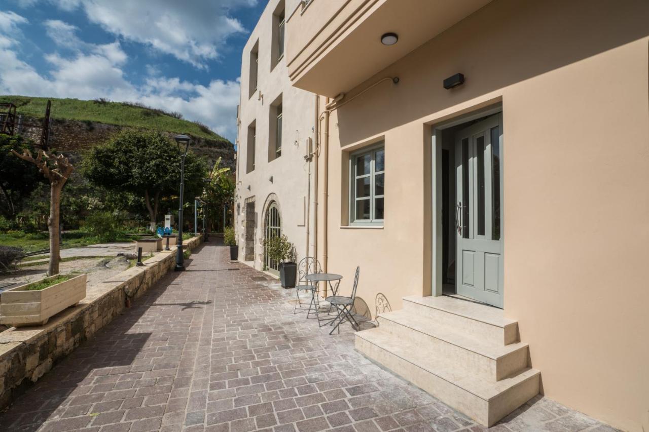 Gjestgiverier Cretan Berry Portou 3*
